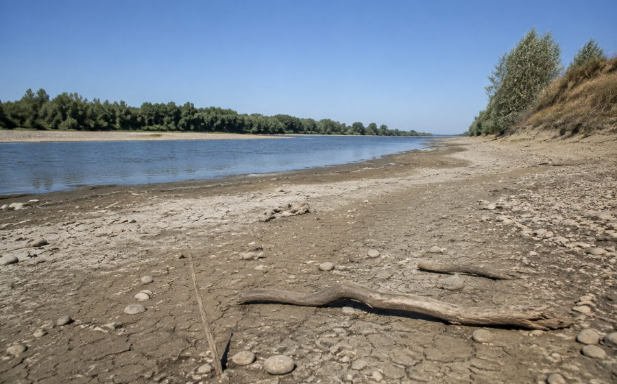 Duna Aszfalt Zrt. is supporting preparations at Paks with two immediate measures.